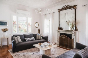 Eastnor House - Relax in Luxury